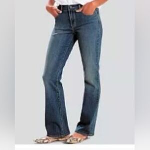 Levi’s 550 Women’s Relaxed Bootcut Denim Jeans 10S - Like NEW condition